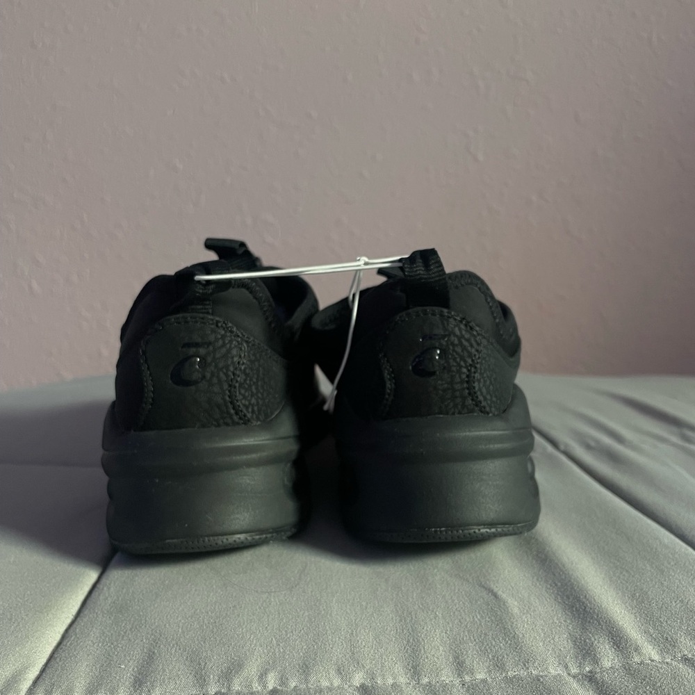 NEW | Clove Nursing Shoes | Clove Women’s Classic Shoe | All Black Nursing Shoe - Picture 11 of 16